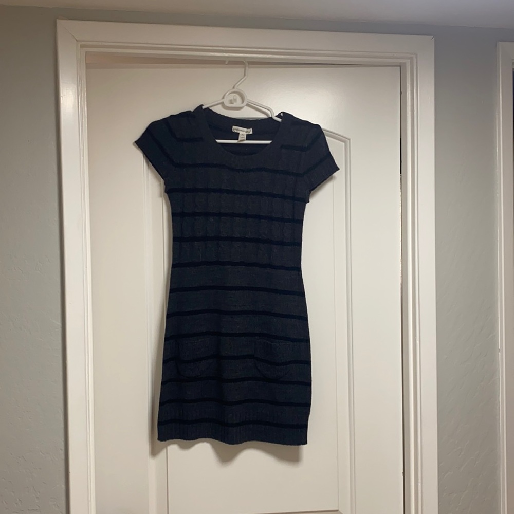 Short sleeve sweater dress